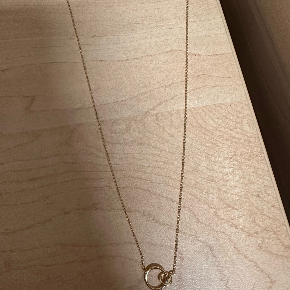Gold Interlocking Circle Necklace - image 3